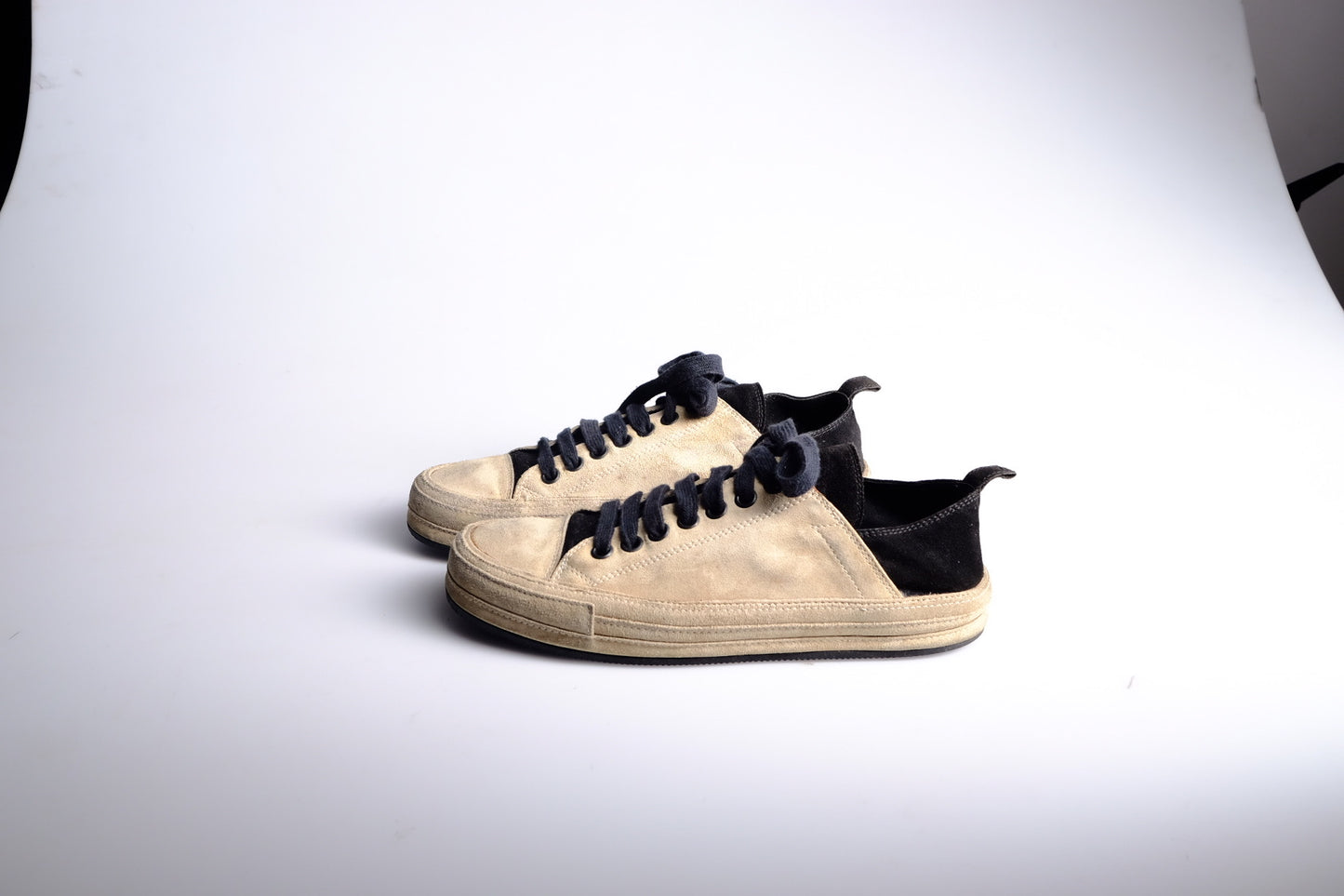 Ann Demeulemeester Raven low top sneakers
