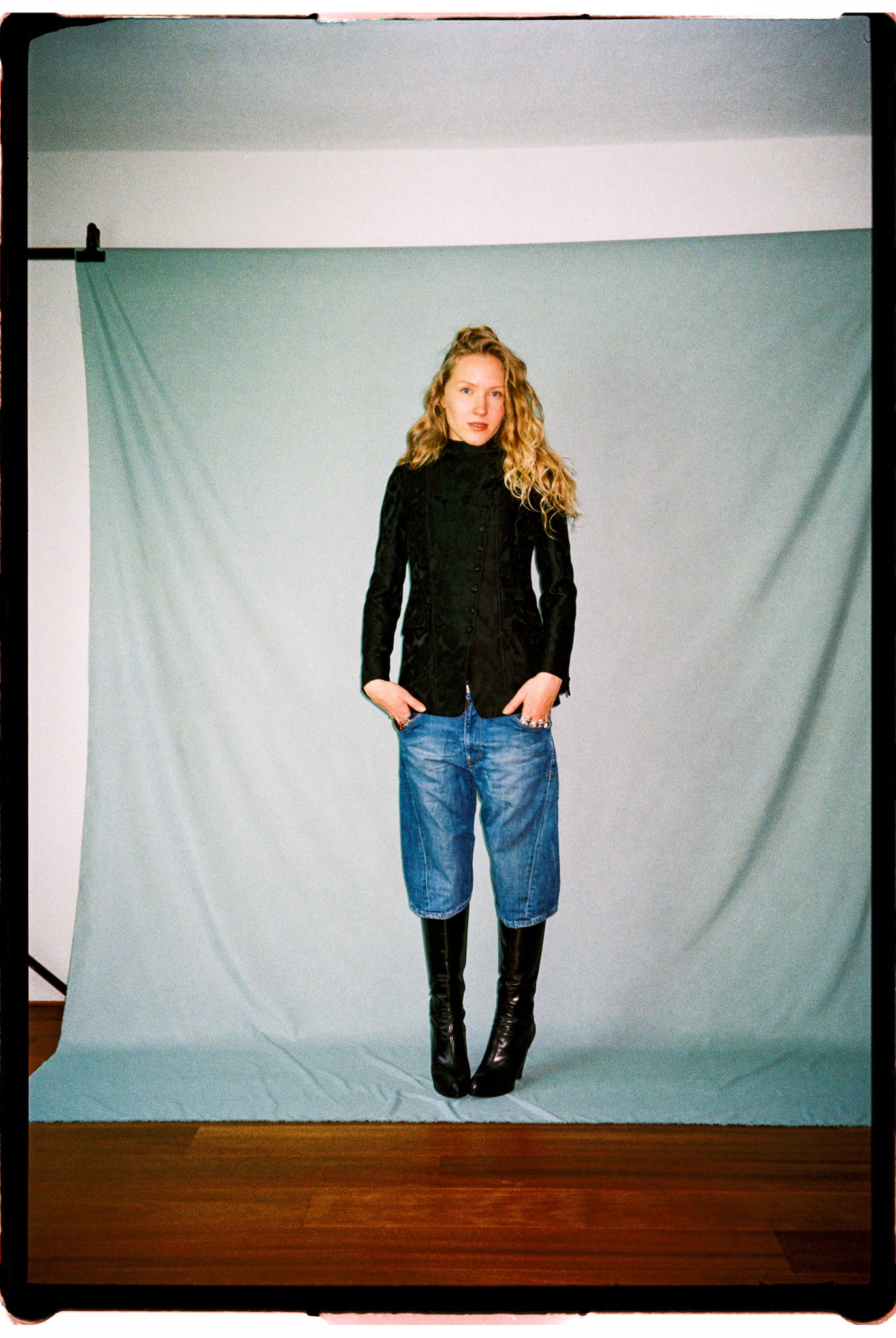 GIANFRANCO FERRÉ BLACK KNEE-HIGH LEATHER HEELED BOOTS