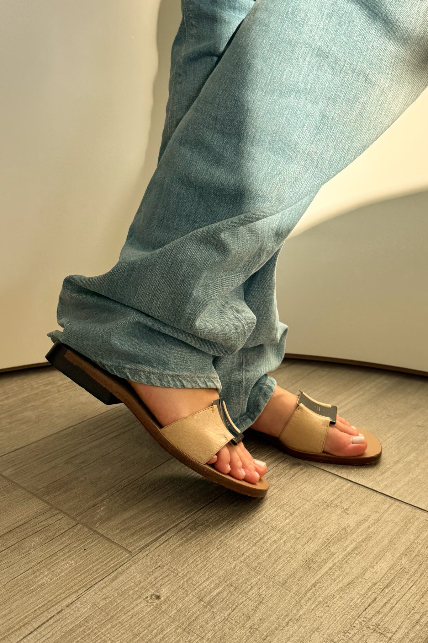 Vintage Gucci leather sandals with silver buckle