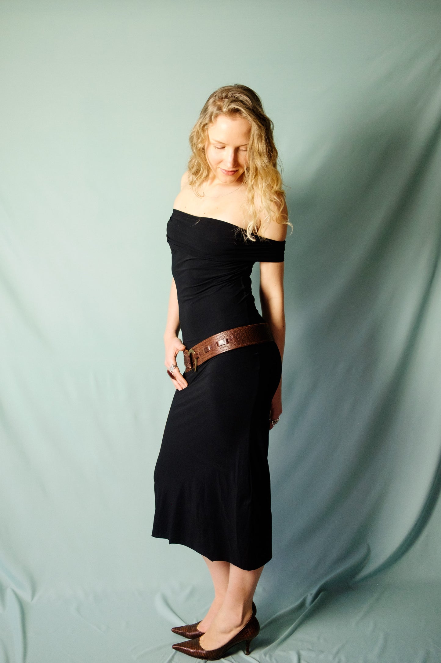 Vintage brown croc-embossed leather belt